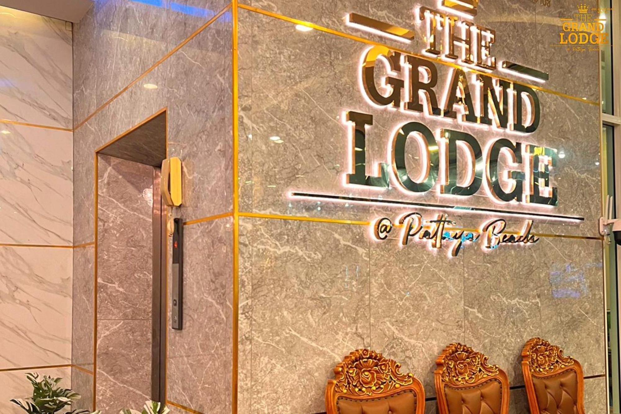 The Grand Lodge Pattaya Exterior foto