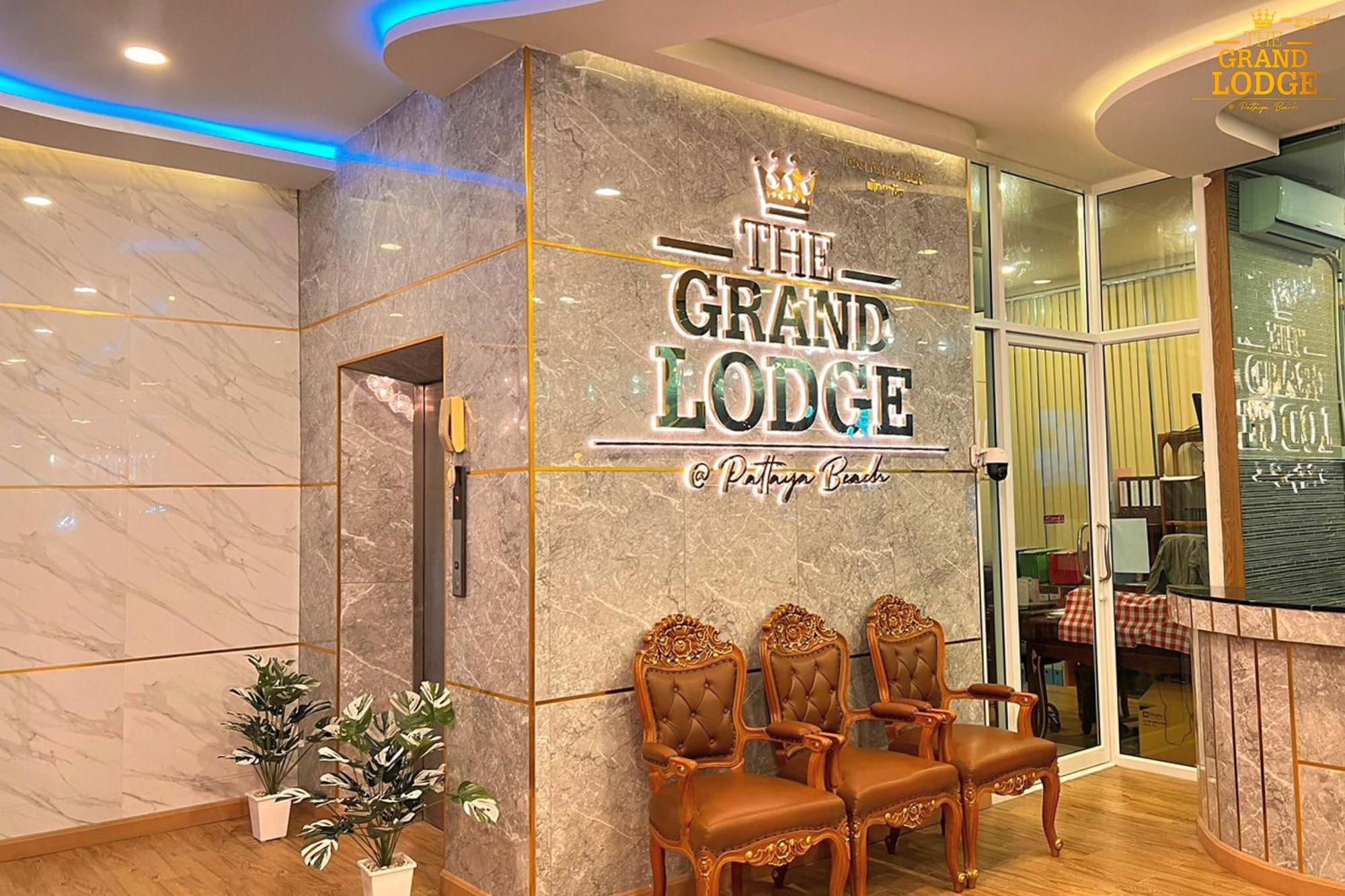 The Grand Lodge Pattaya Exterior foto